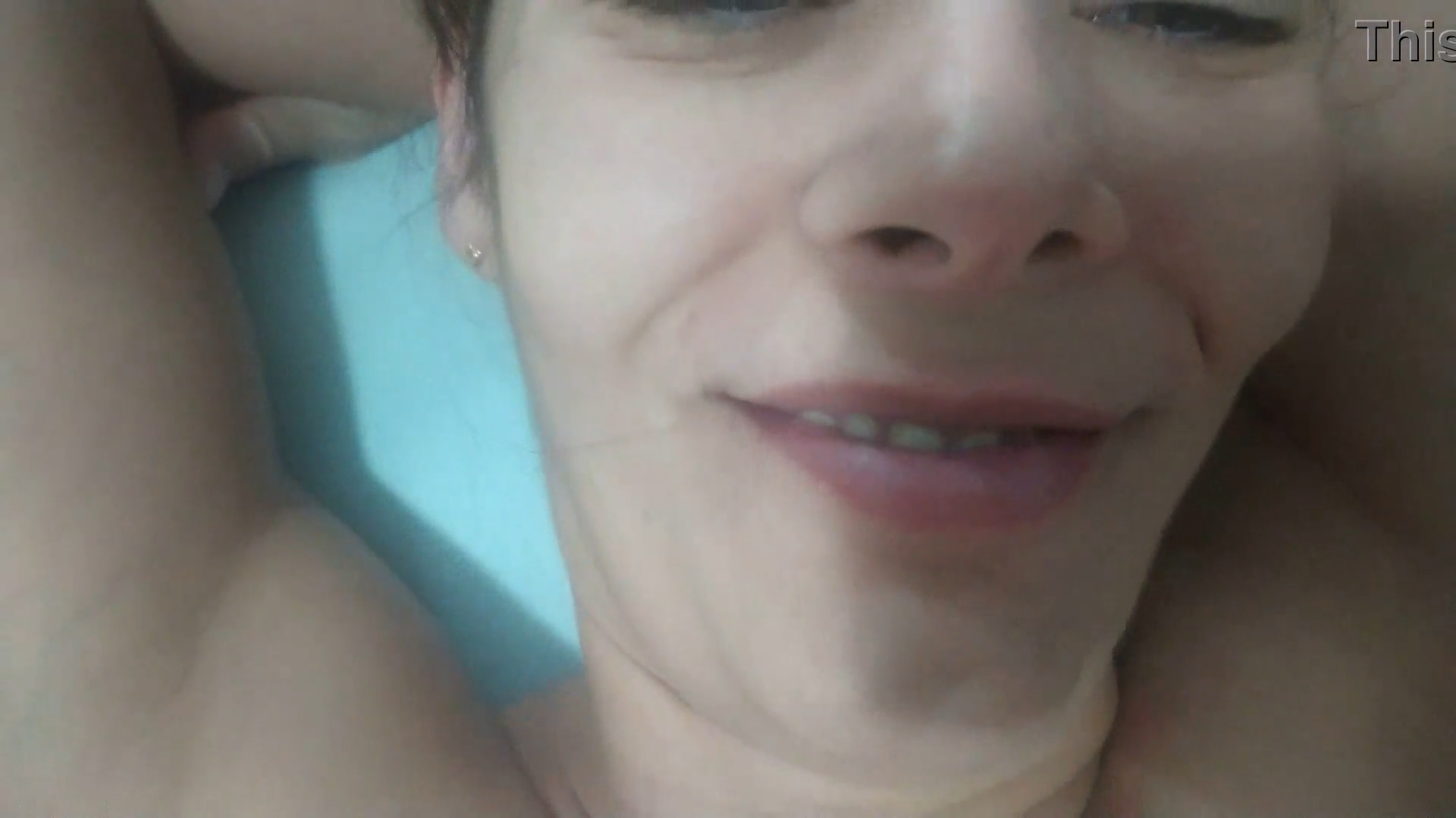 ex-evangelica-expulsa-igreja-videos-porno